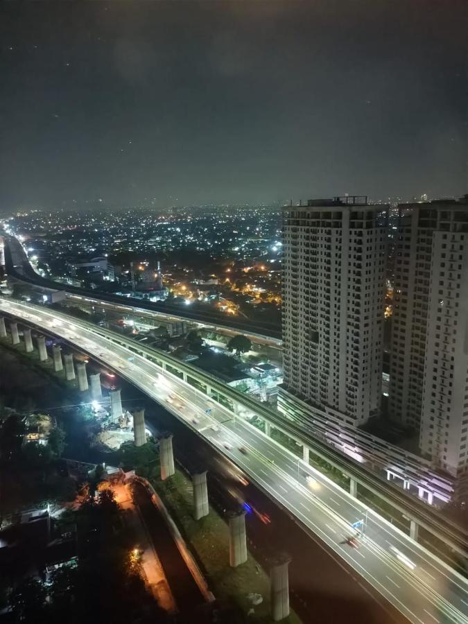 Cozy Grand Kamala Lagoon By Pelita Property Bekasi Exterior photo