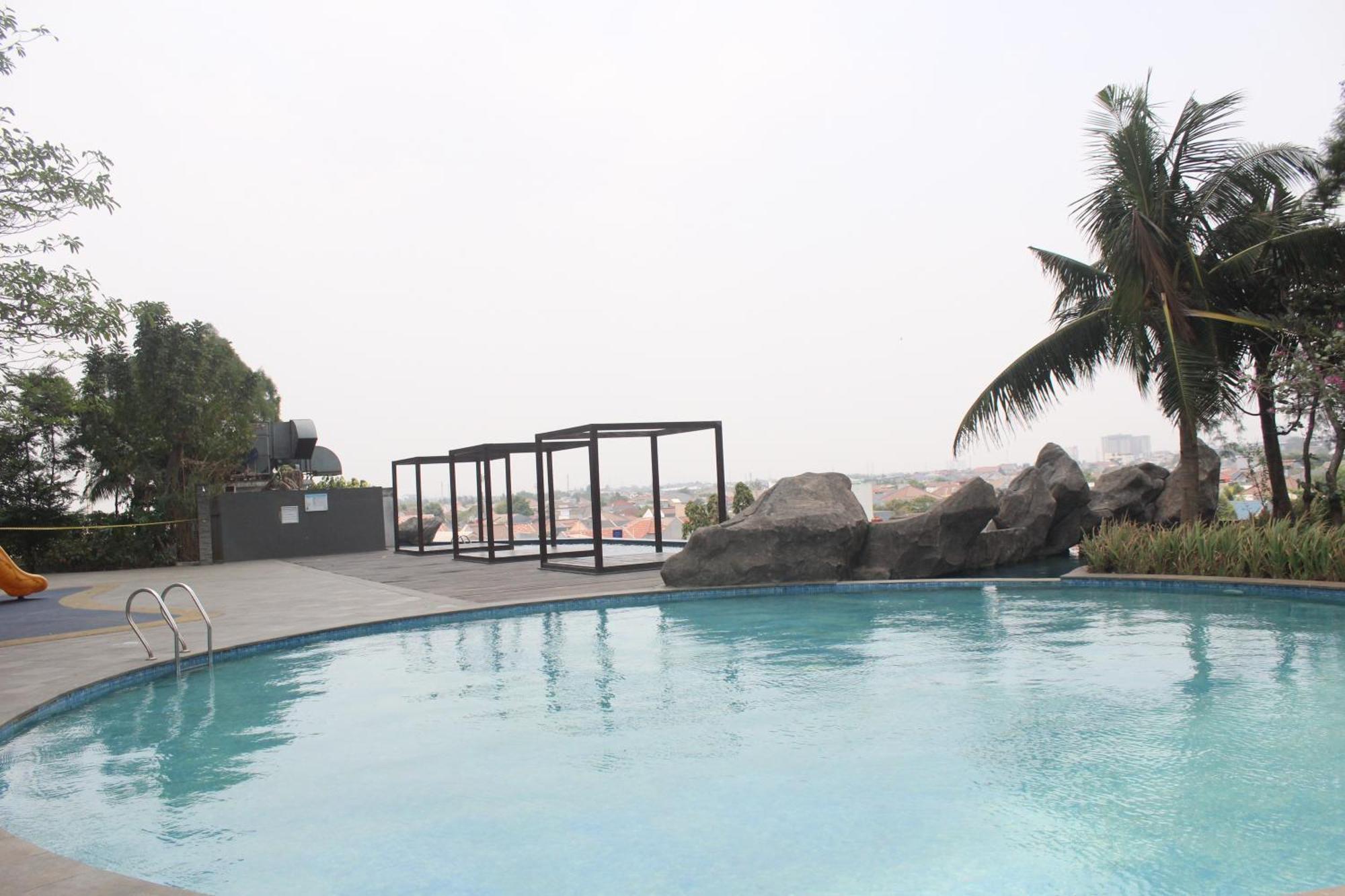 Cozy Grand Kamala Lagoon By Pelita Property Bekasi Exterior photo